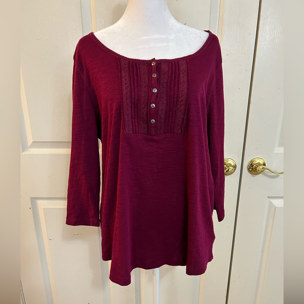 Chaps reddish purple top, 1X